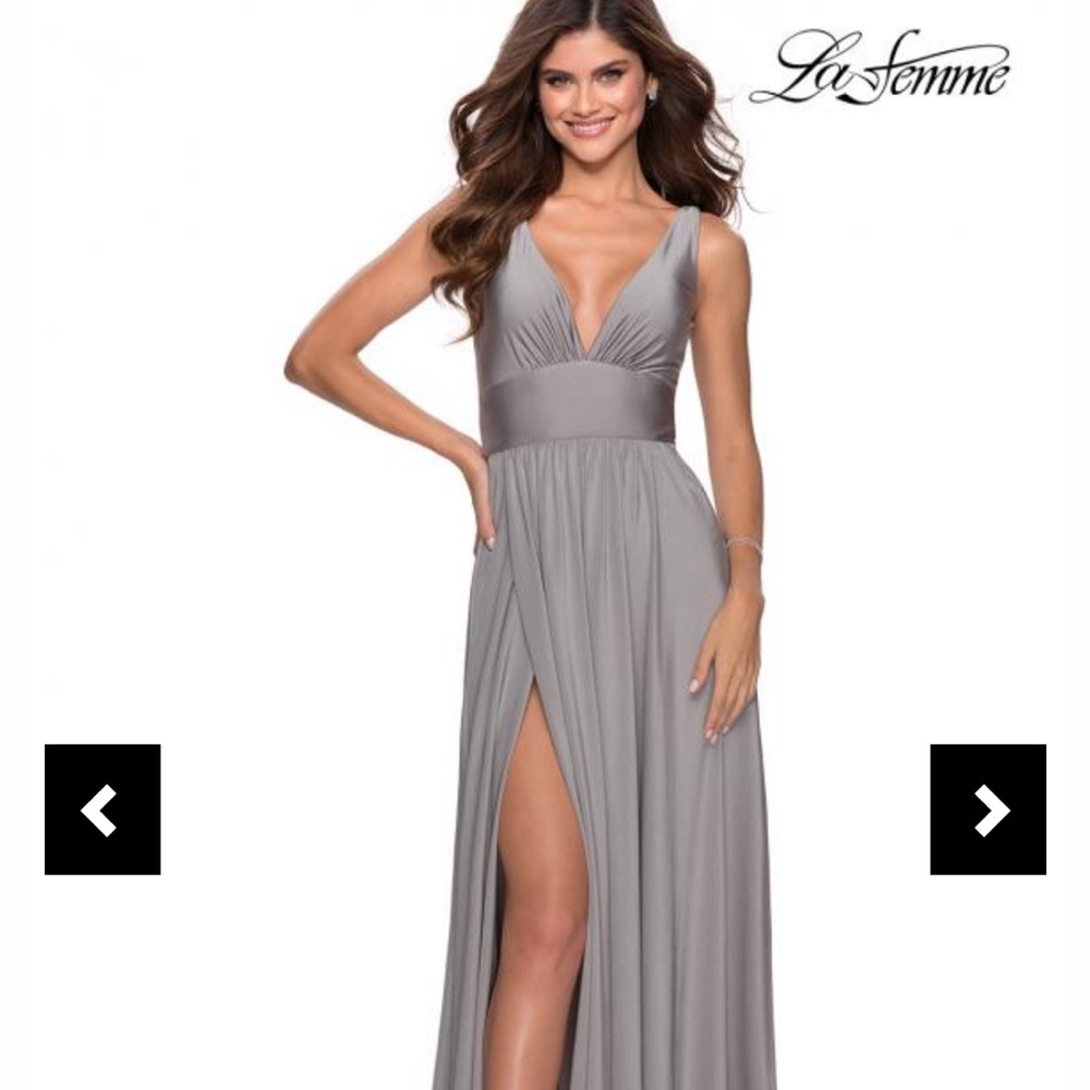 La Femme Mauve Ruched Maxi Gown with Plunge Neckline 10 NEW